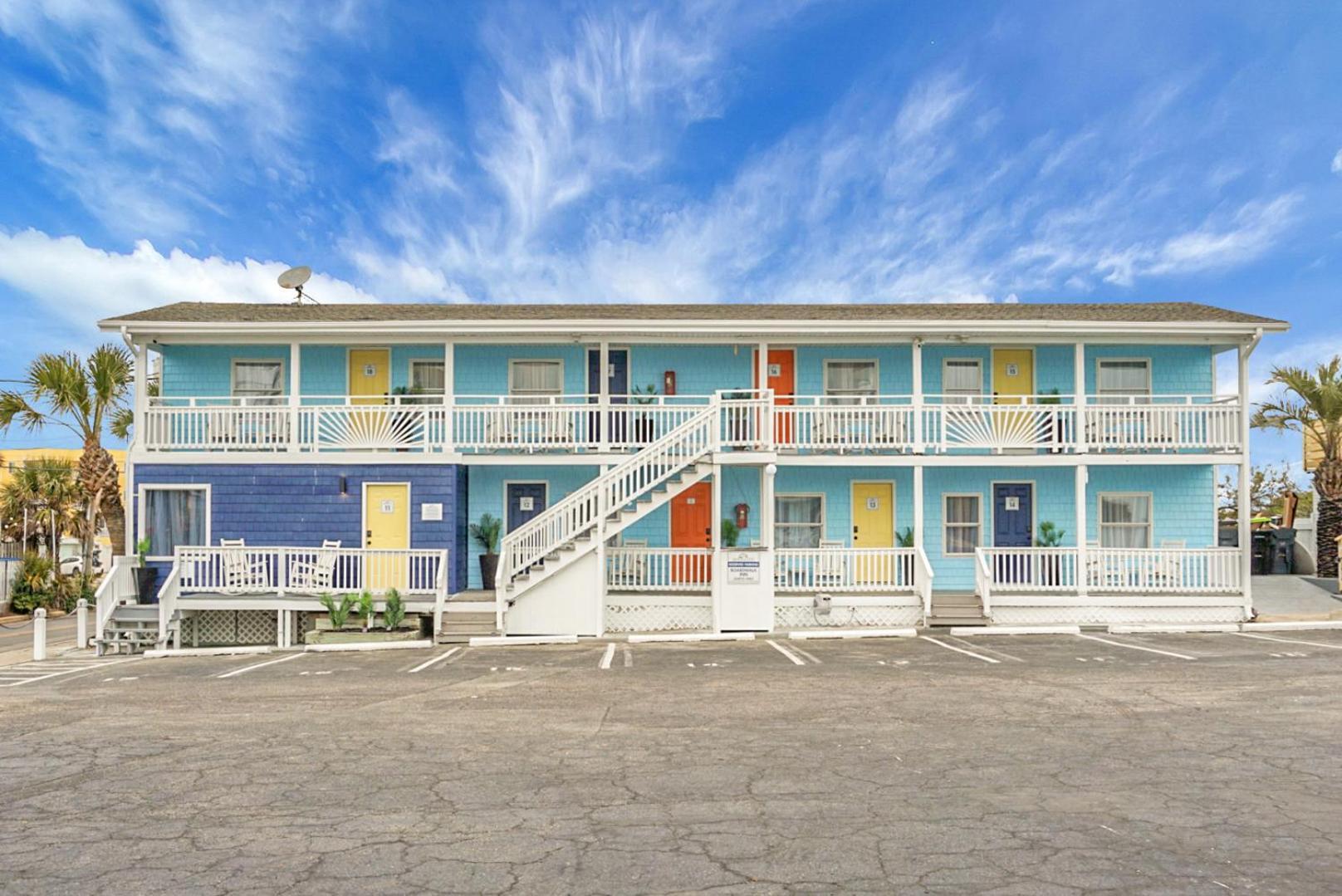 The Boardwalk Inn Carolina Beach Exterior photo