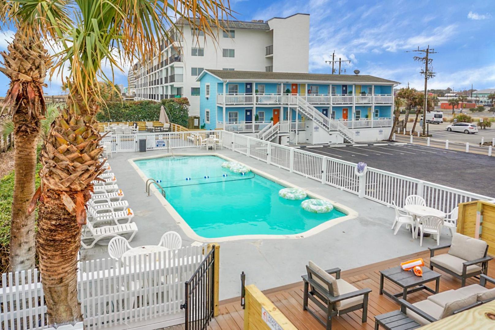 The Boardwalk Inn Carolina Beach Exterior photo